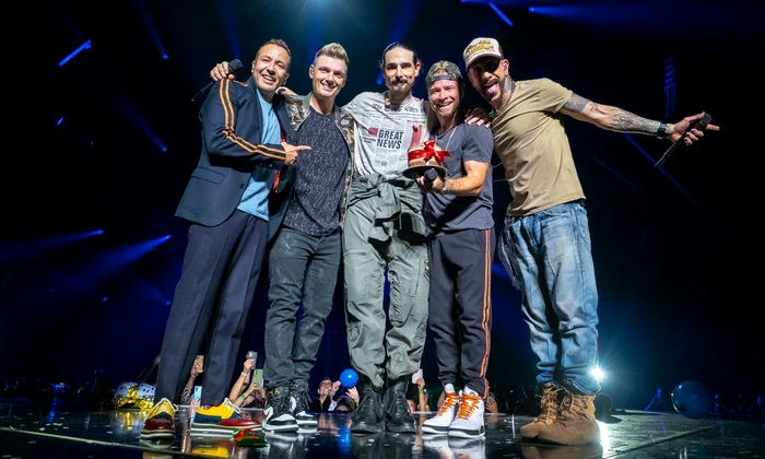 Backstreet Boys in turneul comeback DNA Tour Twitter (6) jfif