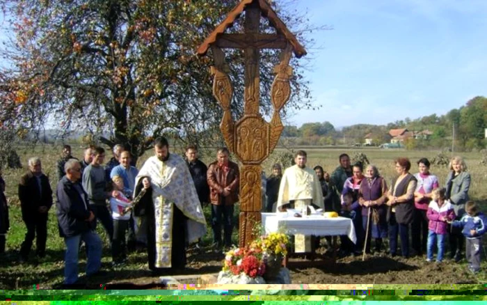 Troiţa din Valea Timocului pentru care românii din Serbia au fost chemaţi la interogatorii