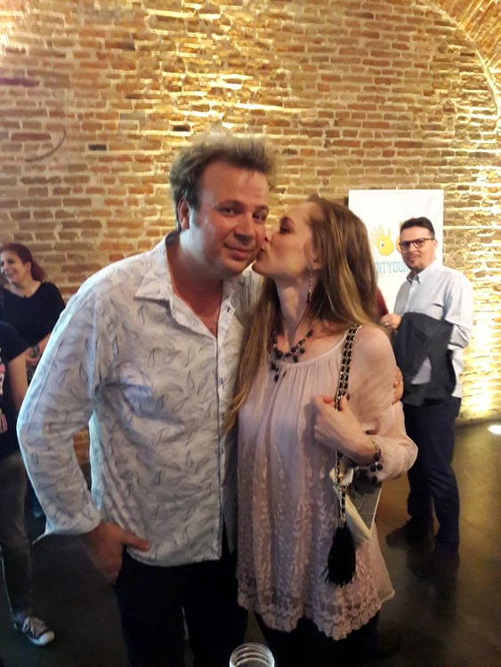 Dan Helciug a venit cu soția la lansarea albumului