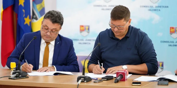 slobozia semnare contract consiliul judteean ialomita foto faceb/Marian pavel