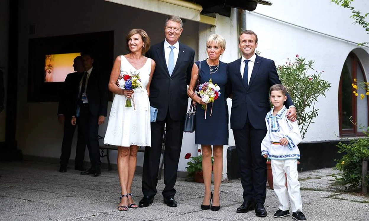 macron si iohannis bucuresti muzeul satului 3 jpg jpeg