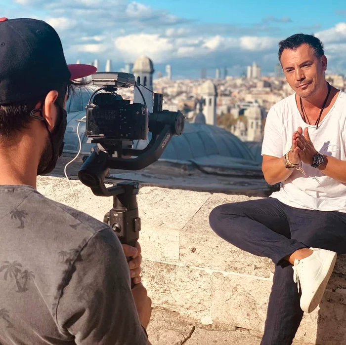 A fost vizitat de soție și de fiica lor