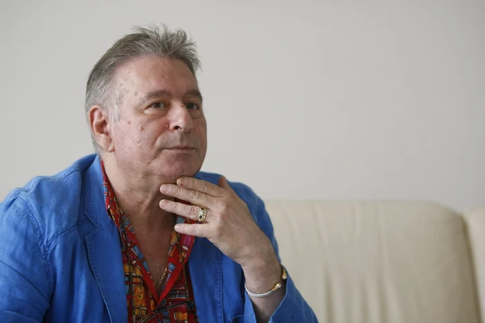 Muzicolog de profesie și membru de vază al etniei romilor, Mădălin Voicu știe cum să împace cultura cu tradiția comunității din care provine