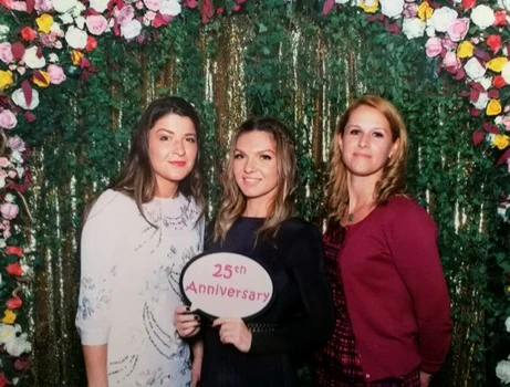 Simona Halep, alaturi de Alexandra Dulgheru si Alina Tecşor jpeg