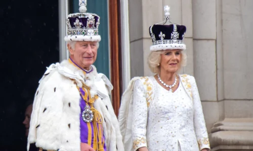 Regele Charles coroana  foto   Shutterstock jpg