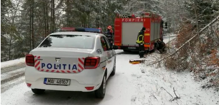 Poliţia şi ISU au intervenit pe Drumul spre Cota 1400 din Sinaia