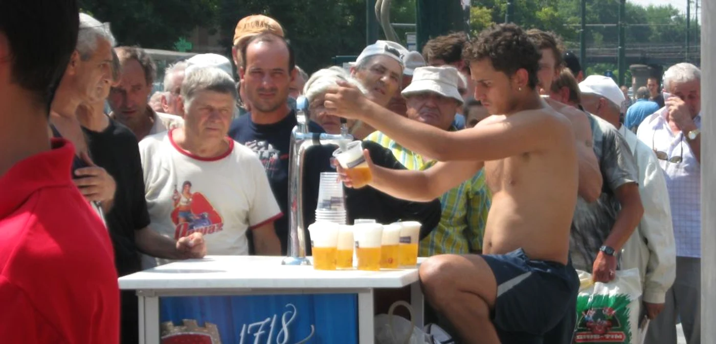 Vestea scăderii TVA pentru berea la halbă i-a bucurat pe consumatori