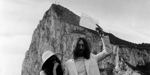 yoko ono si john lennon foto guliver/rex features