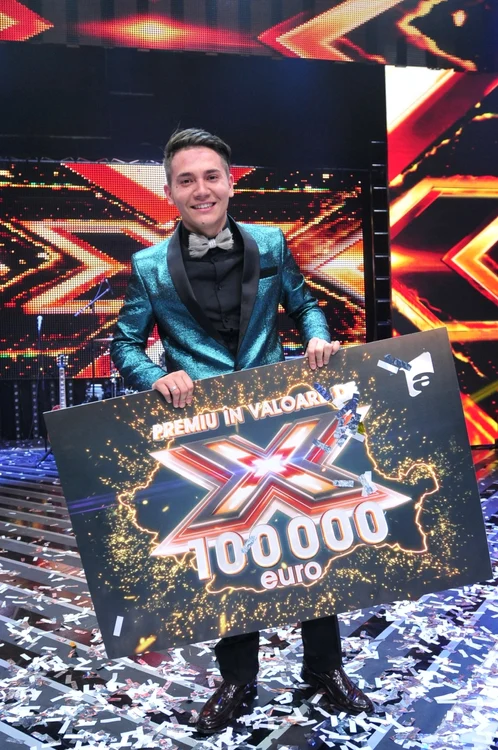 Florin Răduţă a câştigat sezonul cinci al show-ului X Factor FOTO Antena 1