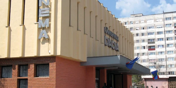Cinematograful Dacia funcţionează doar la final de săptămână 