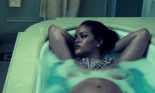 1 rihanna insarcinata in revista vogue 4 jpg jpeg