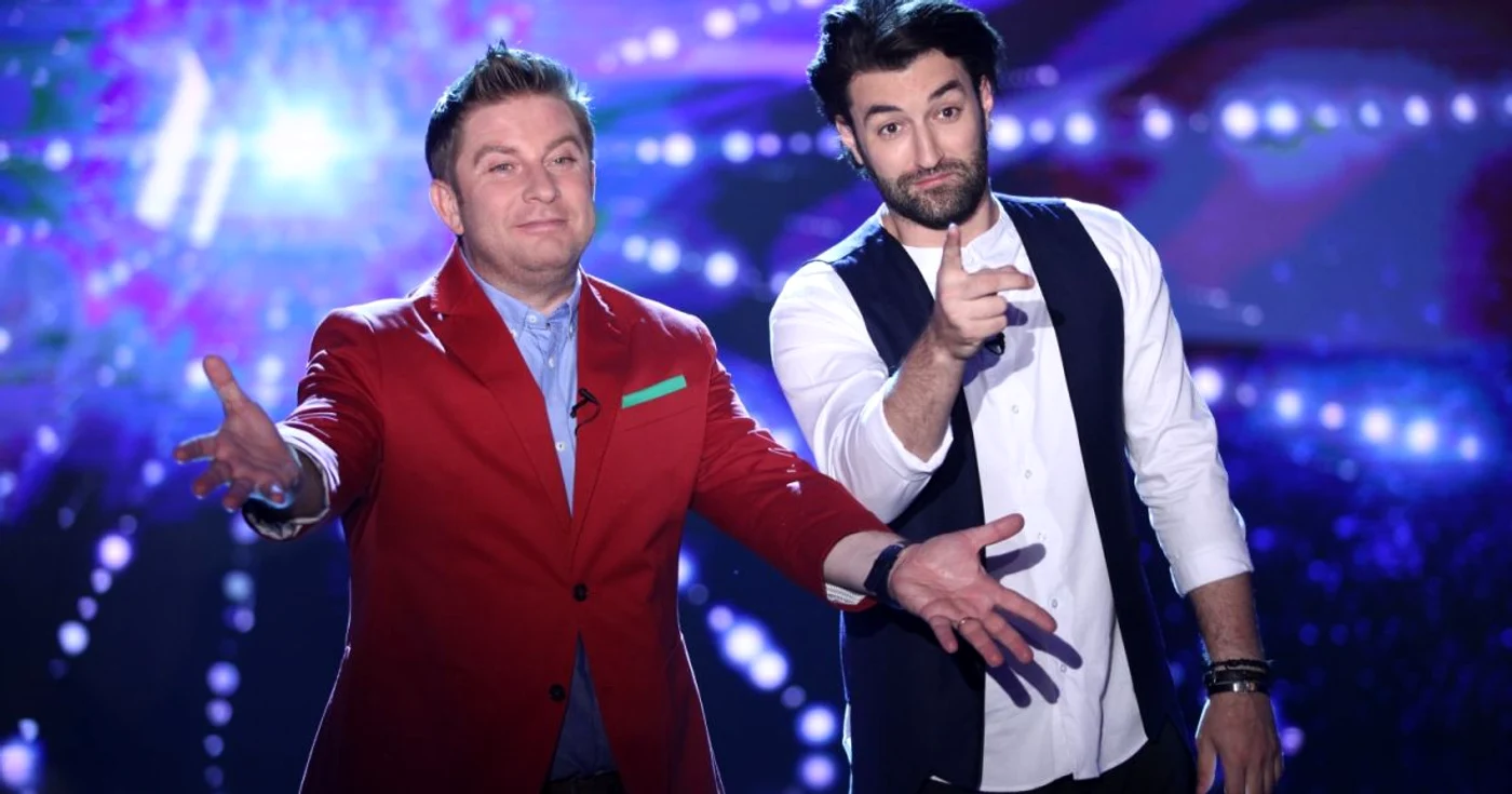 Pavel Bartoş şi Smiley, unul dintre
cele mai apreciate cupluri de prezentatori de pe micul ecran FOTO Pro
TV