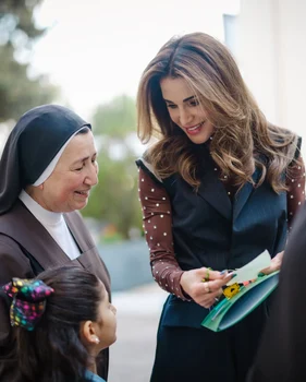 Regina Rania, în vizită la organizația caritabilă Mar Mansour, Foto Instagram