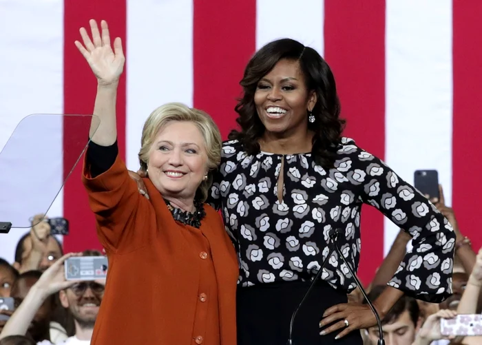 Hillary Clinton şi michelle Obama FOTO Guliver/Getty Images