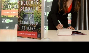 Carte nouă la Polirom: „Îţi voi da toate acestea” de Dolores Redondo jpeg