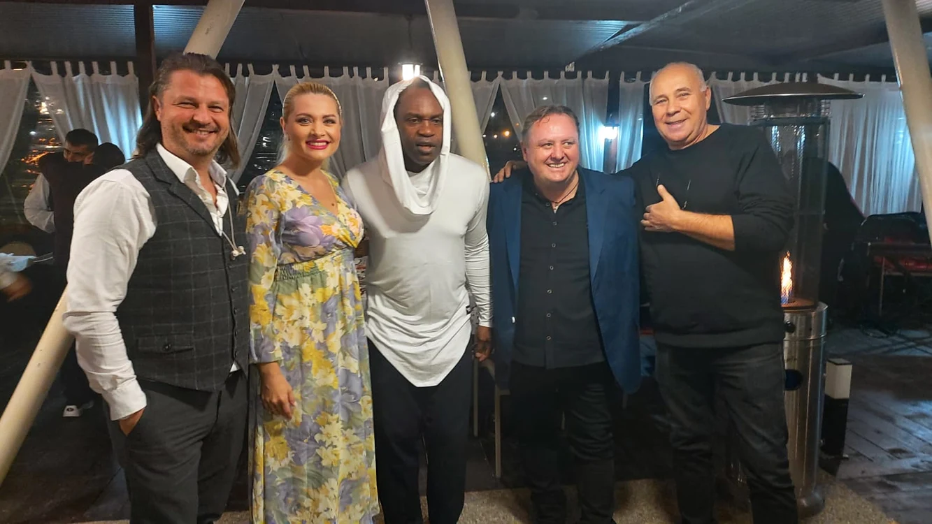 
    Dr. Alban a fost la ziua lui Radu Groza  