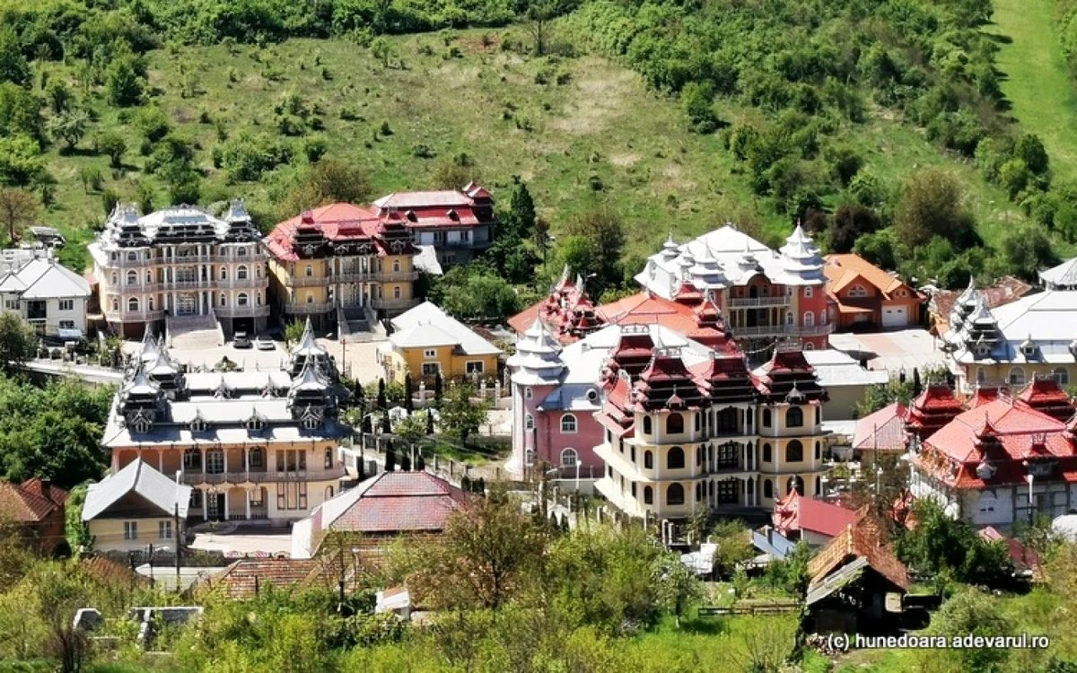 Palate țigănești din Hunedoara. Foto: Daniel Guță