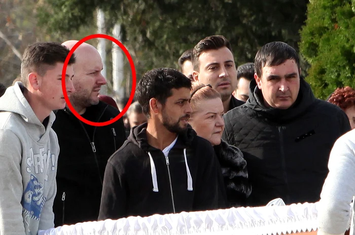 Fiul Mariei Cârneci și-a susținut tot timpul mama