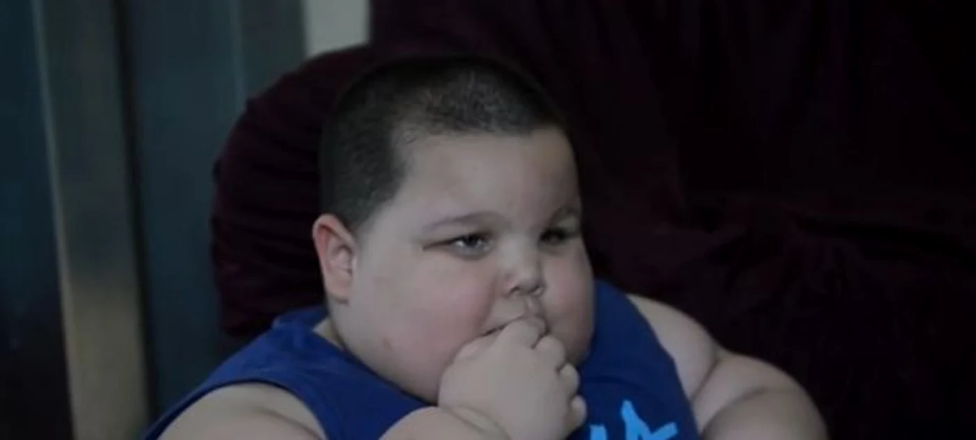
    Misael are doar trei ani, dar cântăreşte 70 de kilogrameCaptură Youtube  