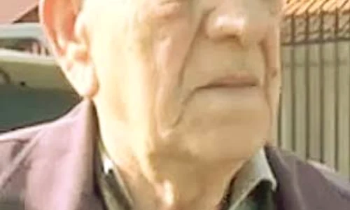 Elena Graicu  cerea în fiecare zi  bani şi mâncare  pe străzile din  Târgu Cărbuneşti jpeg
