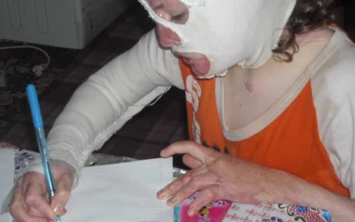 Cristina Carp poate să scrie din nou. Foto: prof. Cătălin Porumb