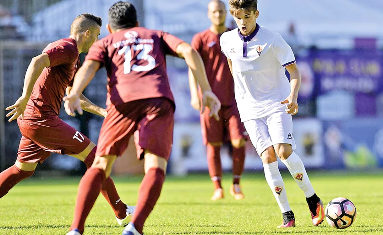 
    Ianis Hagi a semnat  un contract pe cinci  sezoane cu Fiorentina  