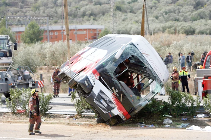 Nici unul dintre pasageri nu purta centura de siguranţă