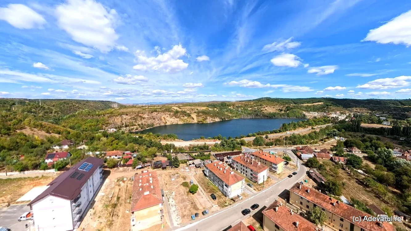 Lacul din Teliuc a crescut continuu în ultimele două decenii.