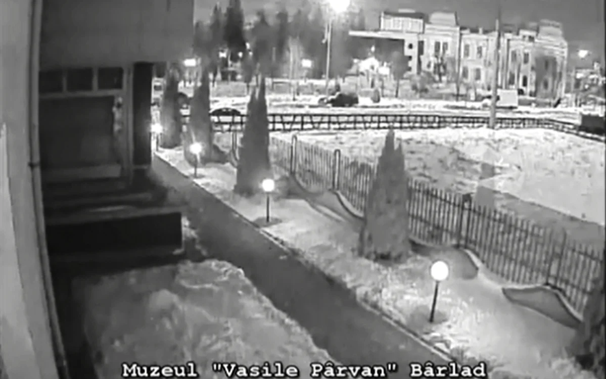 Imaginile au fost surprinse la ora 3.11.48 FOTO Muzeul Vasile Pârvan