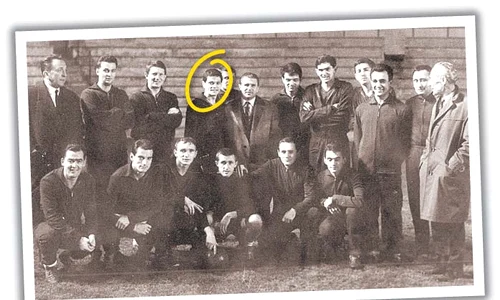 În urmă cu 50  de ani,  Mircea Neşu şi colegii lui aduceau  la Cluj Cupa României   jpeg