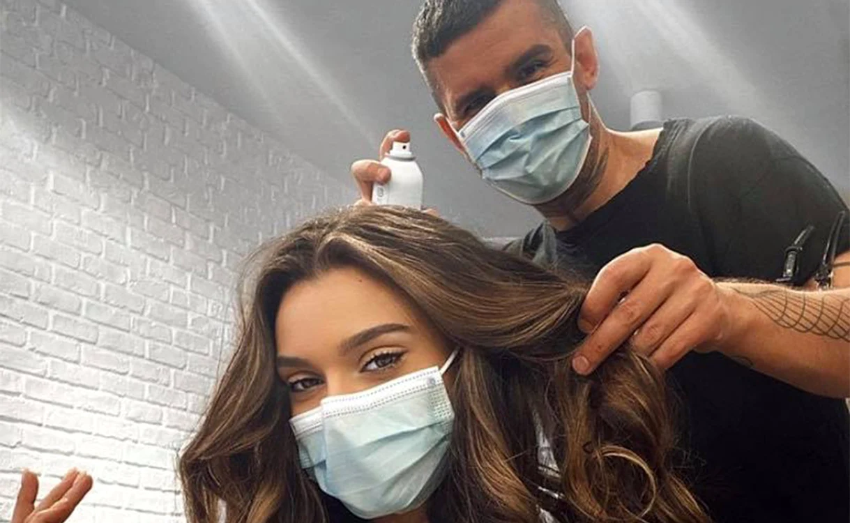 
    Karmen, la salonul lui Sorin Stratulat  