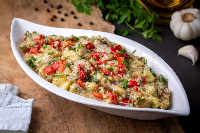 Salată de vinete reinterpretată / FOTO: Shutterstock