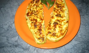 dovlecei umpluti cu branza jpeg