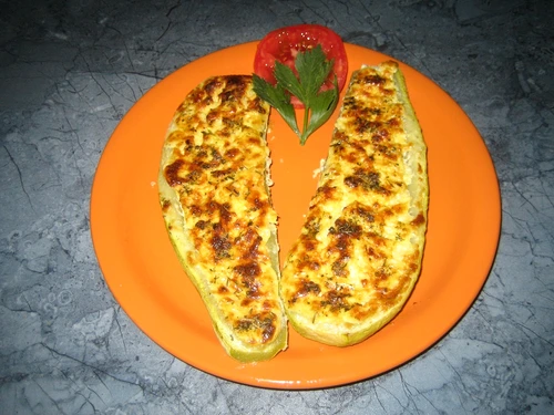 dovlecei umpluti cu branza jpeg