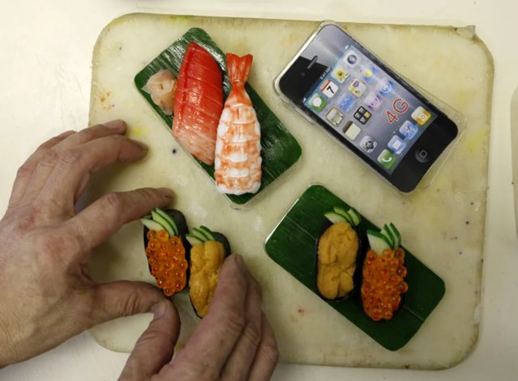 Japonezii sunt nebuni după iPhone şi mâncare (foto: Reuters)