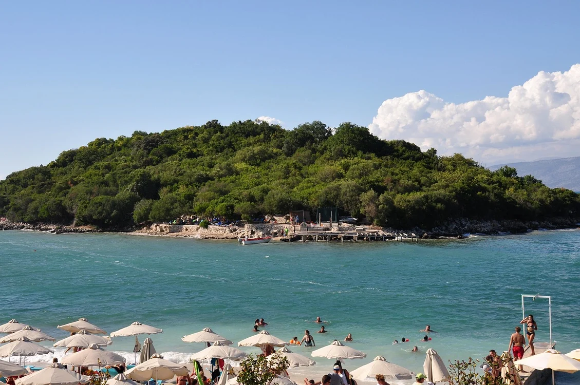 Ksamil, destinația unde poți face plajă toamna aceasta / FOTO: Pixabay