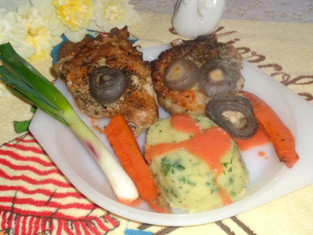 cotlet de porc in crusta de ierburi aromate jpeg
