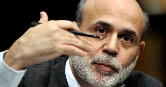 Bernanke este artizanul salvării băncilor de pe Wall Street şi promotorul injecţiilor de lichiditate ca măsură împotriva recesiunii