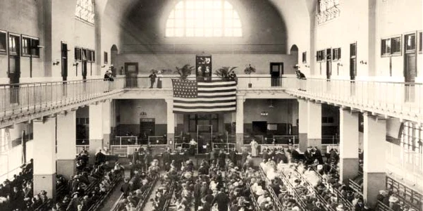 Centru de triere a imigranţilor, de pe Conney Island, din New York, anii ‘30  