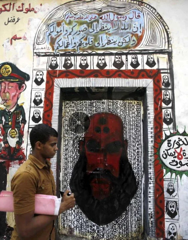 Pereţii „revoluţionari” din Cairo care amintesc de revolta anti-Mubarak din 2011