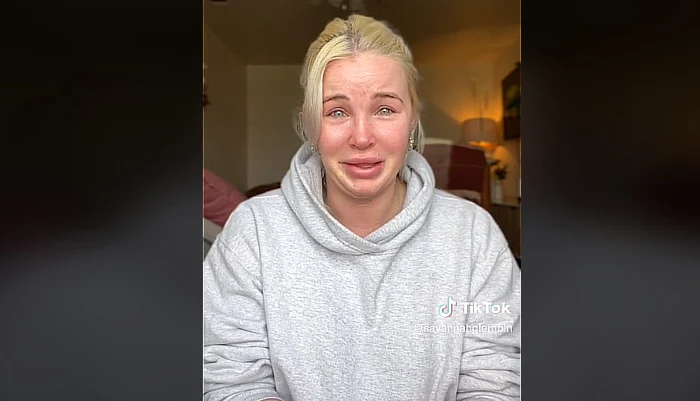Savannah Glembin, plânge pe TikTok după ce i-a fost luat copilul FOTO Captură TikTok