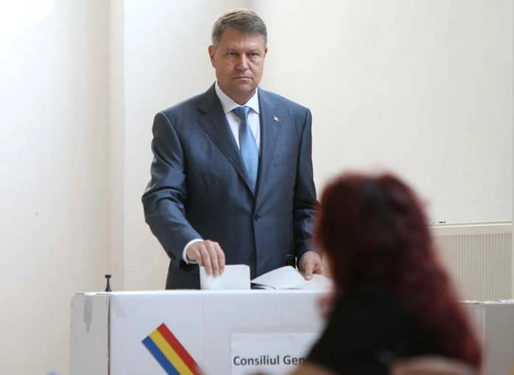 
    Alegeri locale 2016. Klaus Iohannis a votat pentru prima oară în București foto: David Muntean  