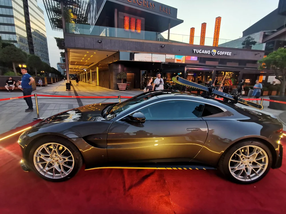 Aston Martin Vantage 007 Edition FOTO Ștefan Both
