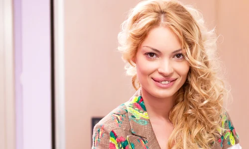 valentina pelinel fericita zambeste jpeg