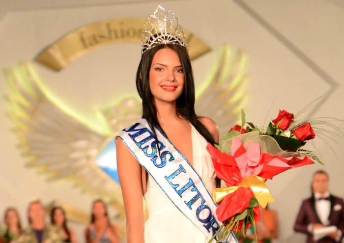 Andreea Giurea din Călăraşi - Miss Litoral 2013 FOTO Marius Nistor