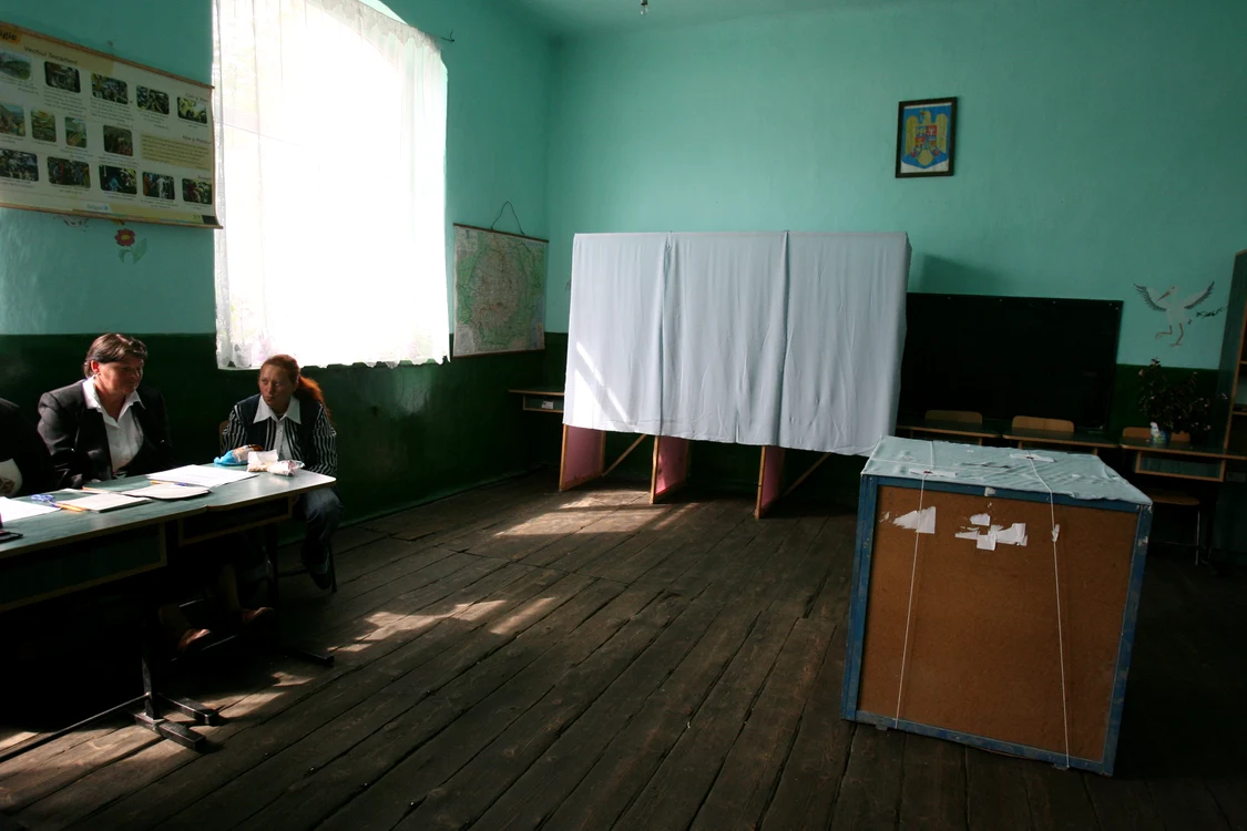 Statul social în România: cît de mult ne ajută Constituţia? jpeg