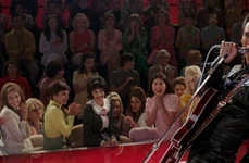 Elvis filmul jpg