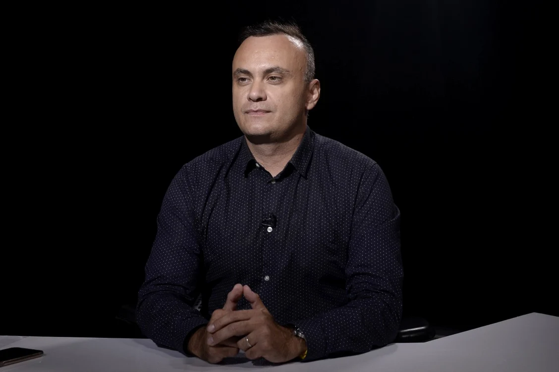 Dr. Adrian Marinescu 