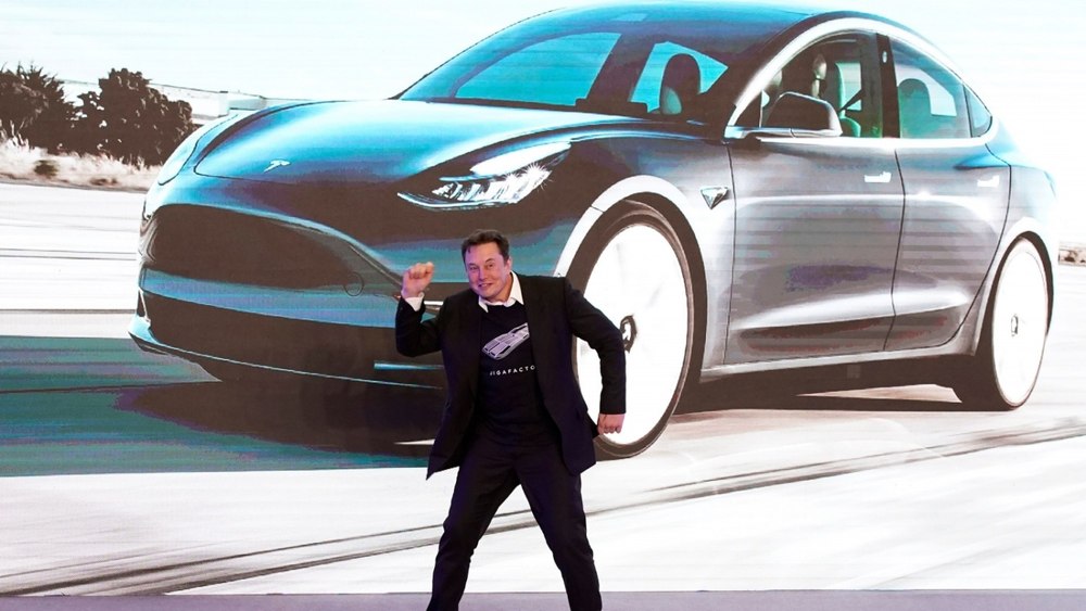 Tesla vrea să îi acorde lui Elon Musk o primă de performanță de 1.000 de miliarde de dolari