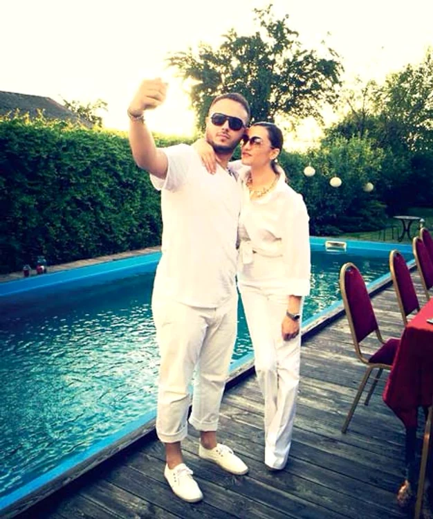 
    Gabi și Claudia (Fotografii: arhivă personală)  